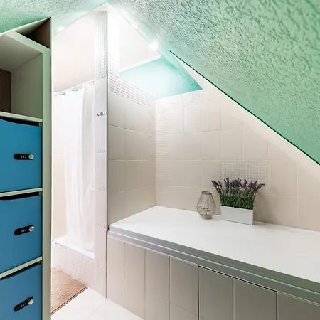 Appartement Ein Stueckchen Himmel In Hattersheim !